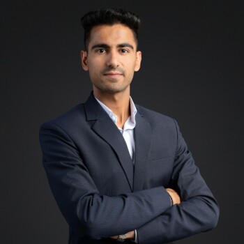 Arjun Mathur, picture 1