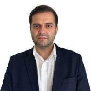 Amir Zandi 
