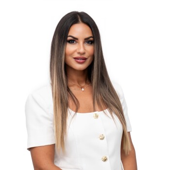 Isis El Khoury 